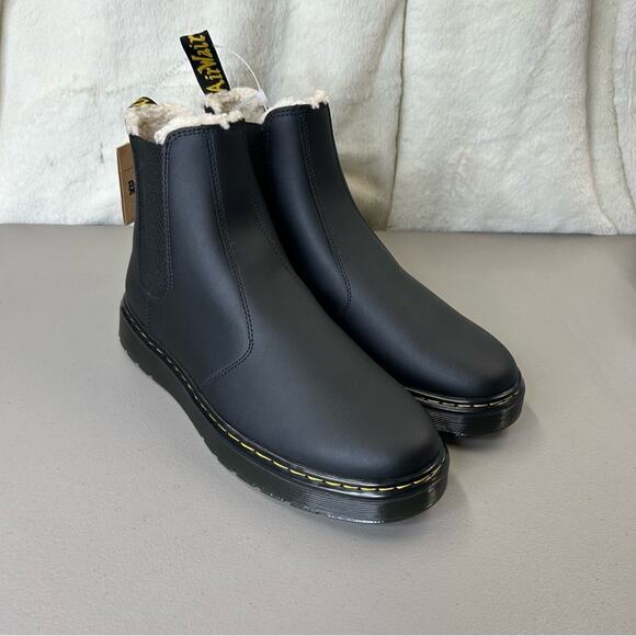 Dr. Martens Black Faux Fur Lined Dorrian Chelsea Boot Shoe Burnished Wyoming NWT - Picture 2 of 9